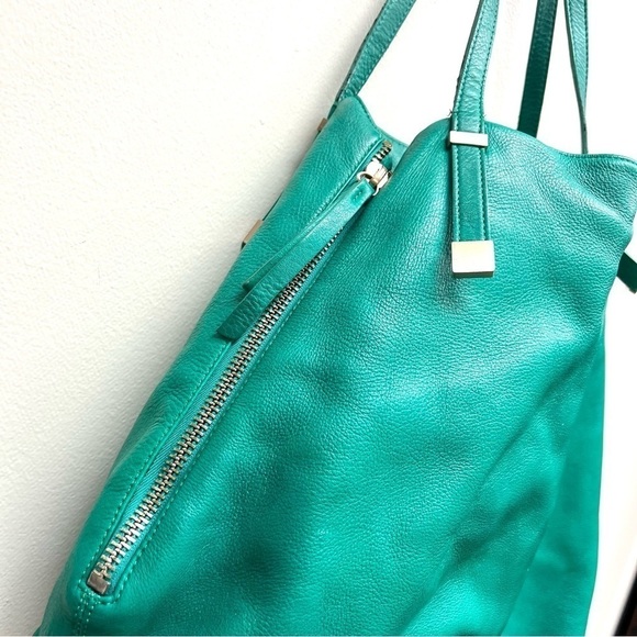JOIE Edie Large Tote Bag in Green Leather with Gold Hardware expandable. - Picture 7 of 11